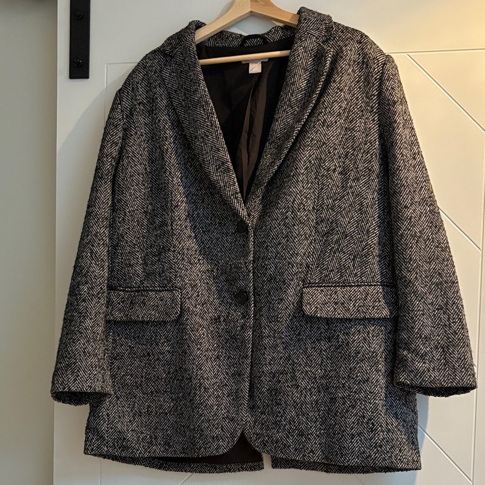 Women's Gray Oversuzed Herringbone Coat